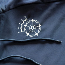 Load image into Gallery viewer, Castore Hampshire Training Hoodie - Junior
